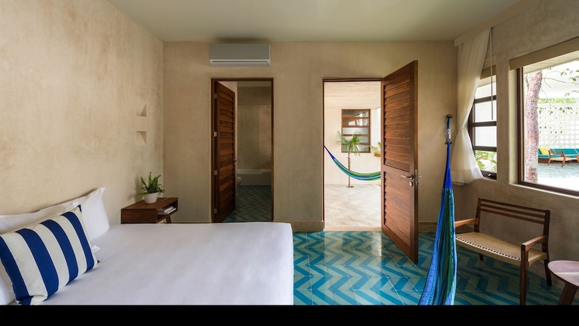 Imagen de la habitación del Hotel Tiki Tiki. Foto 6