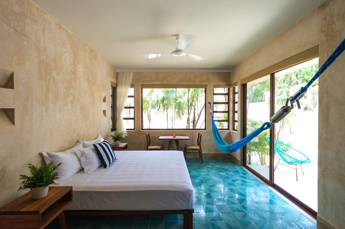 Imagen de la habitación del Hotel Tiki Tiki. Foto 11