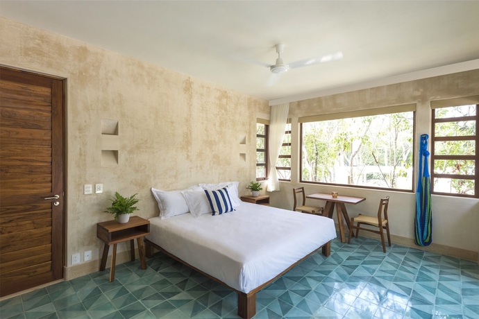 Imagen de la habitación del Hotel Tiki Tiki. Foto 12