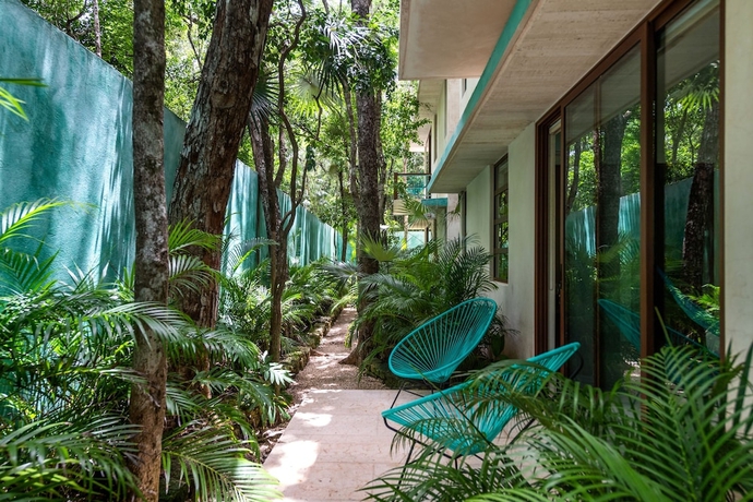 Imagen de la habitación del Hotel Tiki Tiki. Foto 18