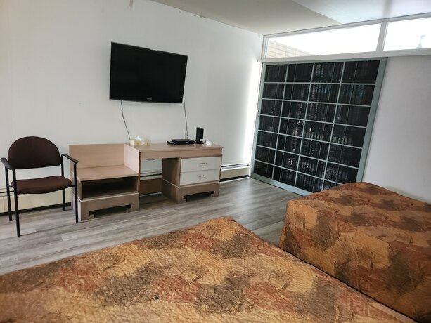 Imagen general del Hotel Tiki Village. Foto 10
