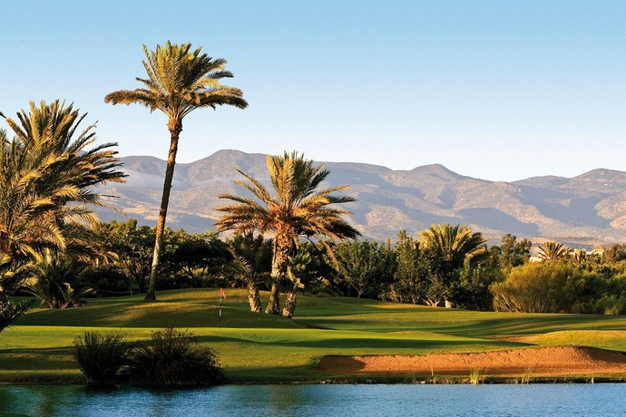 Imagen de los exteriores del Hotel Tikida Golf Palace. Foto 10