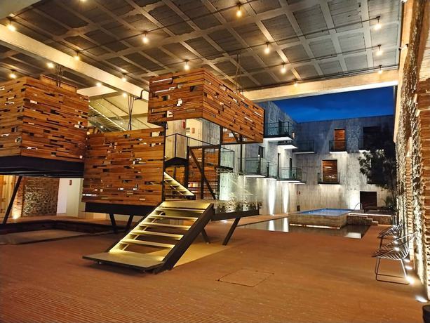 Imagen de los interiores del Hotel Tila. Foto 18