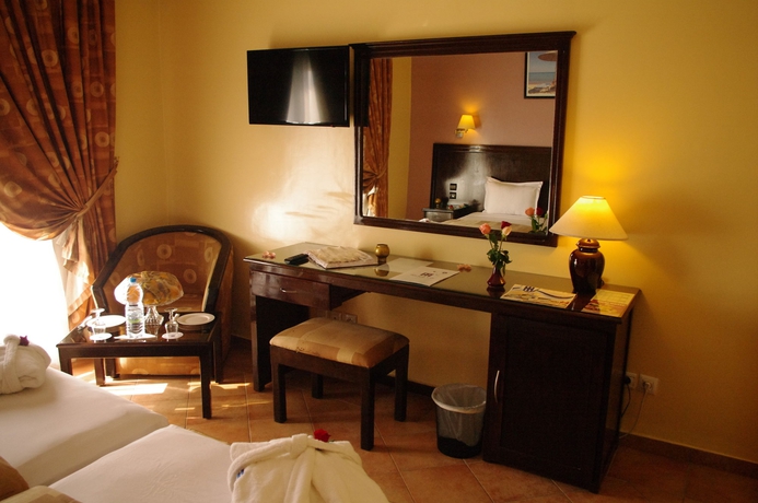 Imagen de la habitación del Hotel Tildi. Foto 6