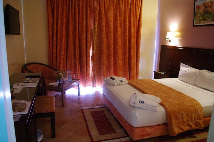 Imagen de la habitación del Hotel Tildi. Foto 7