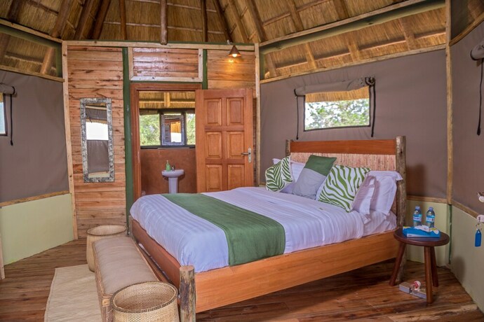 Imagen de la habitación del Hotel Tilenga Safari Lodge. Foto 20