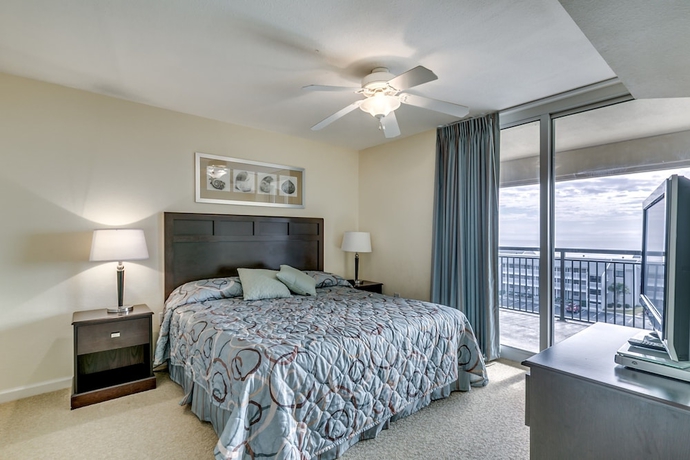 Imagen de la habitación del Hotel Tilghman Beach and Golf Resort by Condo-World. Foto 7