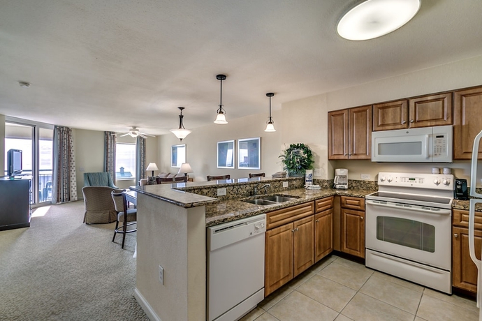 Imagen de la habitación del Hotel Tilghman Beach and Golf Resort by Condo-World. Foto 14