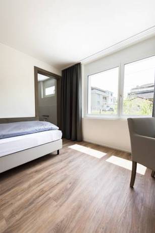 Imagen de la habitación del Hotel Tilia, Uster. Foto 13