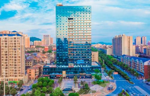 Imagen general del Hotel Till Bright, Liling Century Square. Foto 1