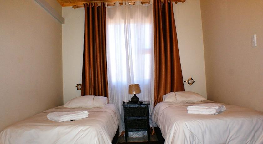 Imagen de la habitación del Hotel Tilla's Guesthouse. Foto 6