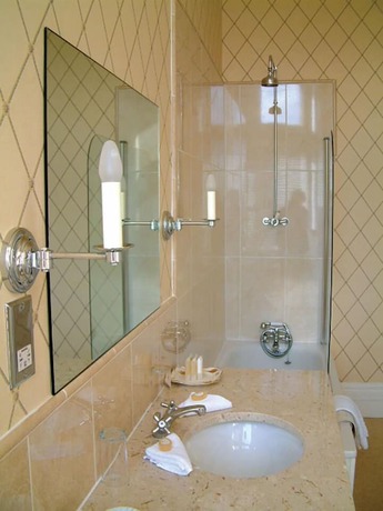 Imagen de la habitación del Hotel Tillmouth Park Country House. Foto 10