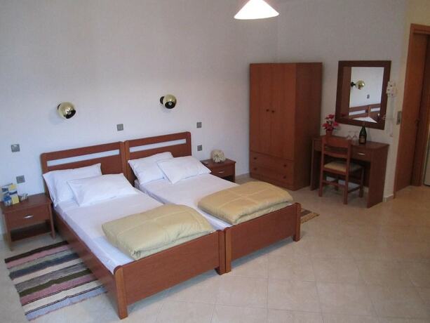 Imagen general del Hotel Tilos Fantasy Apartments. Foto 7