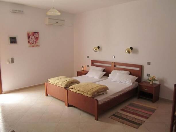 Imagen general del Hotel Tilos Fantasy Apartments. Foto 12