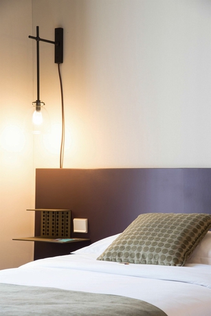 Imagen de la habitación del Hotel Tilsitt Etoile. Foto 10