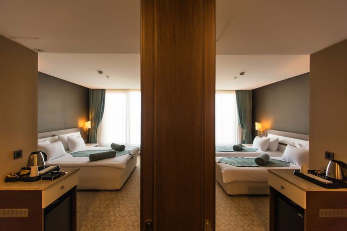 Imagen de los interiores del Hotel Tilya Resort. Foto 19