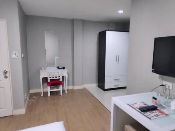 Imagen de la habitación del Hotel Tim Place - Bts Phra Khanong. Foto 12