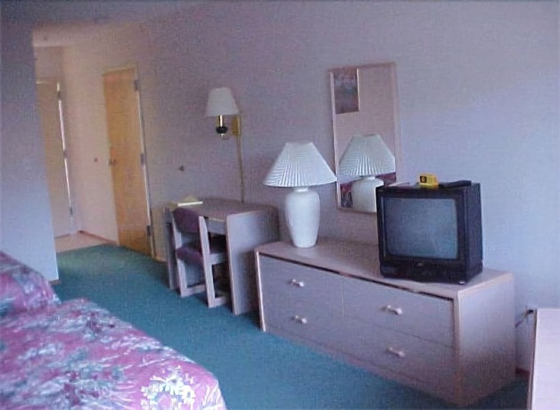 Imagen de la habitación del Hotel Timberland Inn and Suites. Foto 15