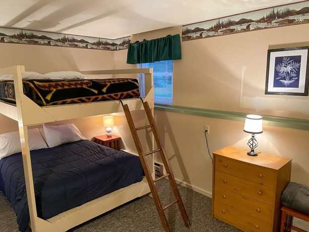 Imagen de la habitación del Hotel Timberline Lodge. Foto 17