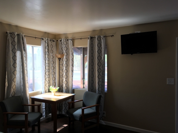 Imagen de la habitación del Hotel Timberlodge Inn. Foto 11