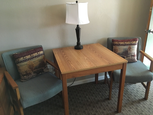 Imagen de la habitación del Hotel Timberlodge Inn. Foto 13