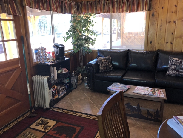 Imagen del bar/restaurante del Hotel Timberlodge Inn. Foto 3