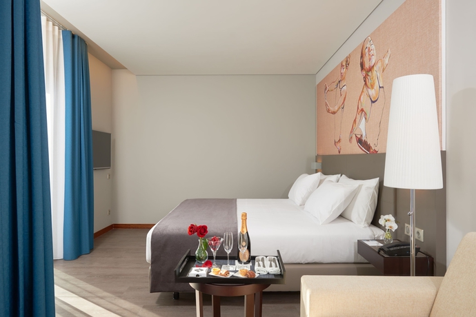 Imagen de la habitación del Hotel Timbre Heroismo. Foto 15