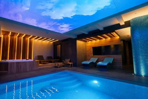 Imagen de la piscina del Hotel Time Boutique. Foto 10