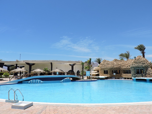 Imagen de la piscina del Hotel Time Coral Resort Nuweiba. Foto 14