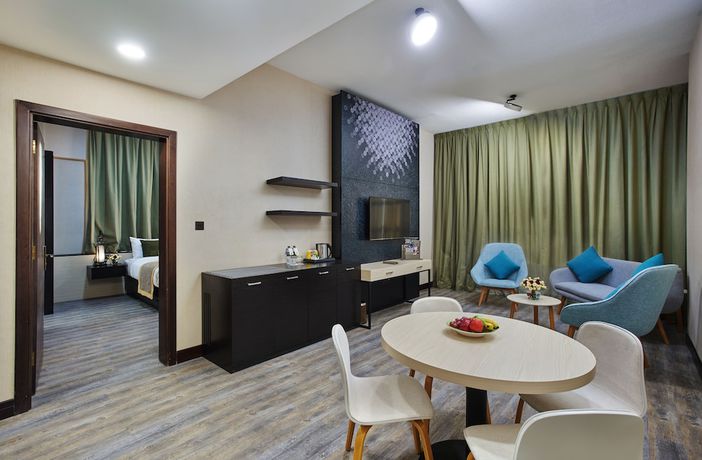 Imagen de la habitación del Hotel Time Express Al Khan. Foto 7