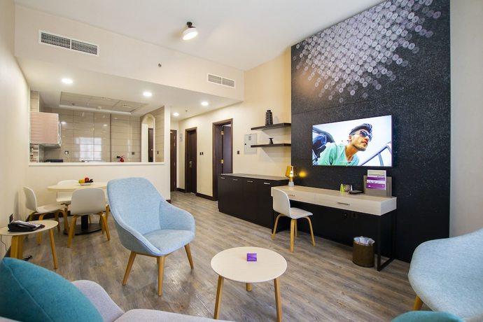 Imagen de la habitación del Hotel Time Express Al Khan. Foto 10