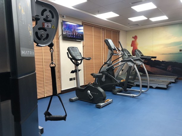 Imagen de los interiores del Hotel Time Express Al Khan. Foto 16