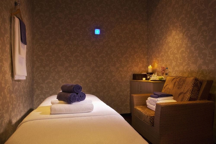 Imagen de la piscina del Hotel Time Grand Plaza , Dubai Airport. Foto 9