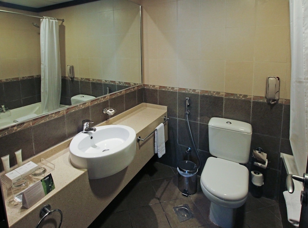 Imagen de la habitación del Hotel Time Oak and Suites. Foto 11