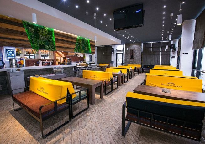 Imagen del bar/restaurante del Hotel Time Out, New Gudauri. Foto 2