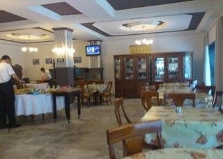 Imagen del bar/restaurante del Hotel Timgade. Foto 9