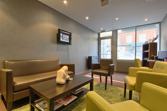 Imagen de los interiores del Hotel Timhotel Nation. Foto 10