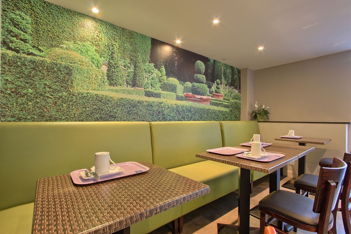 Imagen del bar/restaurante del Hotel Timhotel Nation. Foto 5