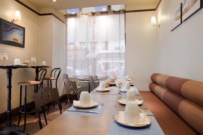 Imagen del bar/restaurante del Hotel Timhotel Paris Gare Du Nord. Foto 5