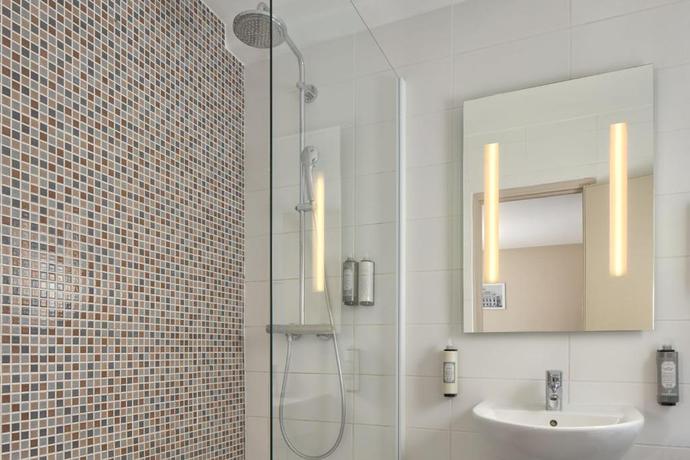 Imagen general del Hotel Timhotel Paris Gare Montparnasse. Foto 3