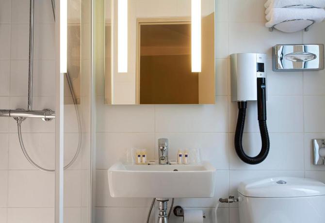 Imagen general del Hotel Timhotel Paris Gare Montparnasse. Foto 16