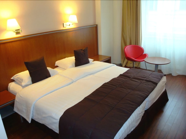 Imagen de la habitación del Hotel Timisoara. Foto 2