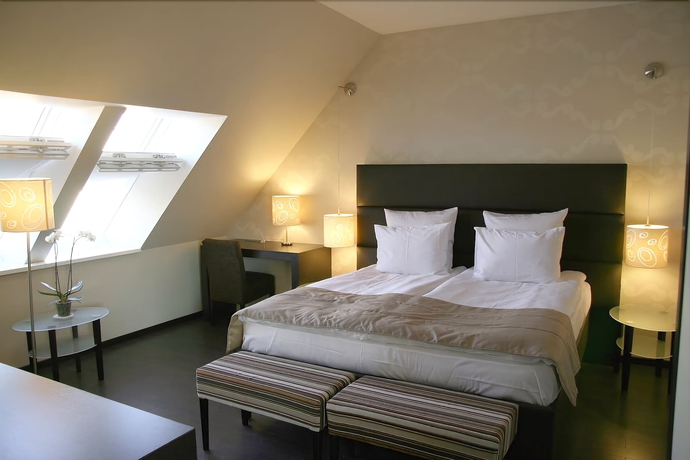 Imagen de la habitación del Hotel Timisoara. Foto 6