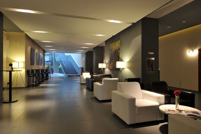 Imagen de los interiores del Hotel Timisoara. Foto 16