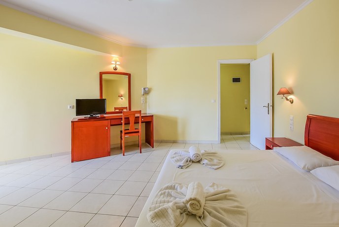 Imagen de la habitación del Hotel Timos. Foto 8