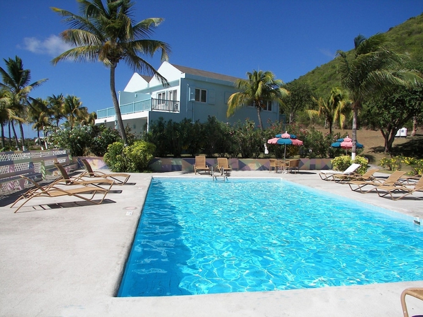 Imagen de la piscina del Hotel Timothy Beach Resort. Foto 16