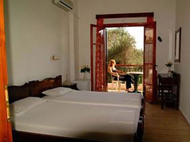 Imagen general del Hotel Tina, Dassia. Foto 1