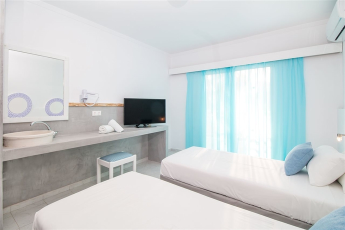 Imagen general del Hotel Tinas Plus. Foto 7