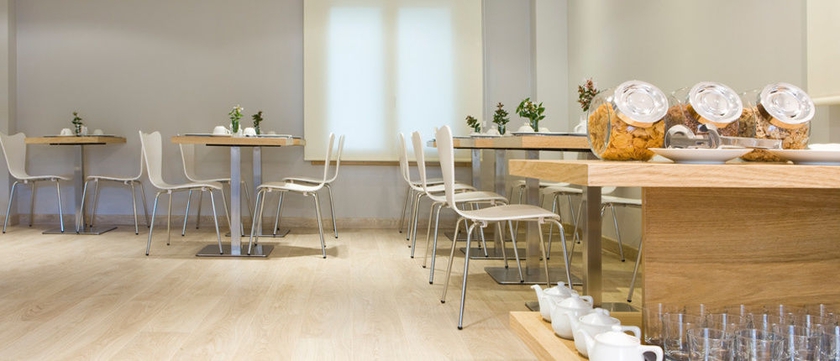 Imagen del bar/restaurante del Hotel Tinas de Pechon. Foto 2