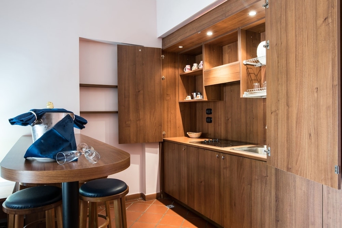 Imagen de la habitación del Hotel Tindari Resort Y Marina Beach. Foto 3